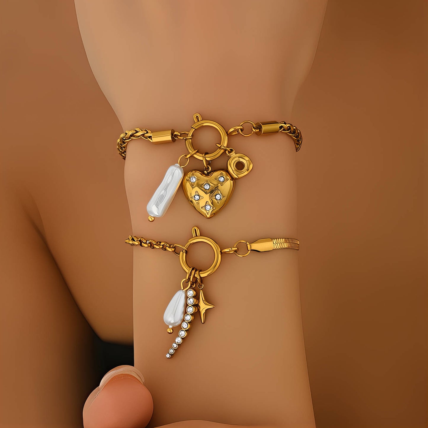 Star Bracelet, 18K Gold Plated Steel